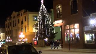 США. Deadwood. Бар и казино. Голые девушки зимой.