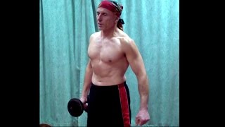 Наклоны в стороны с гантелью: упражнение для боковых мышц пресса