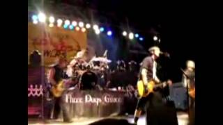 Three Days Grace Live at LRS Fest, Waterfront Park, Louisville, KY 9. Sept 2006