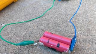 Charging a Li-ion 18650 battery without a battery management system (BMS)