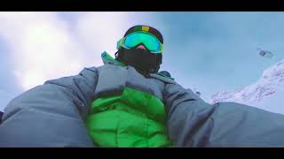 Дети катаются на санках Gismo Riders Stratos