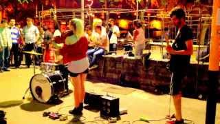 Violin in the street of Buenos Aires - Olga Show - Barbiere di Siviglia Ouverture Remix