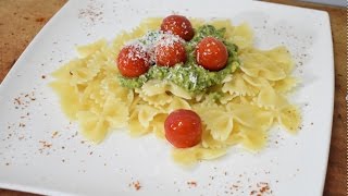 Pesto - Pasta con pesto & tomate cherry