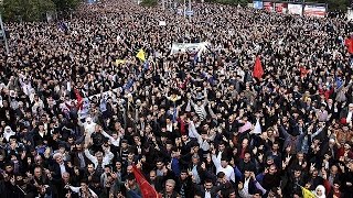 Kurds worldwide march in solidarity with Kobani