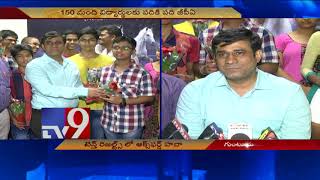 Oxford students bag top ranks in 10th class results - TV9