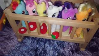 My little pony хотят спать. Поняшки просят кушать.