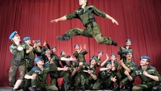Танец "Катюша" Исполняют 6-8 классы.