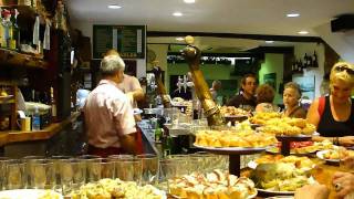 De Pintxos por Donostia San Sebastián Tapas Pinchos