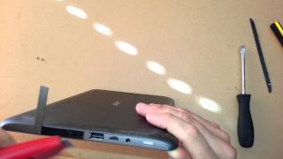 Opening Acer A200 Tablet / Disconnecting & reconnecting battery