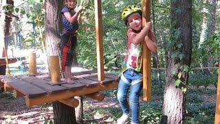 ВЕРЕВОЧНЫЙ ПАРК/ROPE PARK/parque de cuerdas/ВИДЕО ДЛЯ ДЕТЕЙ