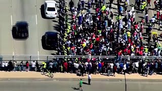 Anti-violence march shuts down part of Chicago freeway