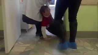 Пустите, суки !!!