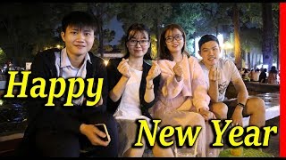 GoGo TV  Cùng Cô Giáo Sensei  Và Mắm Chúc Mừng Năm Mới 2020 || Xe Ôm 24h
