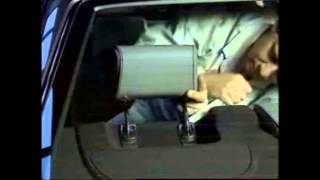 Как снять передние и задние подголовники на Mercedes-Benz W210