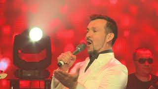 HD. Валерий Алешков "Розы белые в шипах". 2018г.