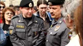 Безграмотные полицейские на Красной площади