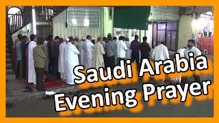 Saudi Arabia - Jeddah evening prayer