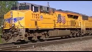 Дизельный Поезд тягает большие составы видео для детей Train videos for kids. Diesel train