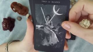 Обзор колоды таро Darkness of light tarot  (Темнота света)