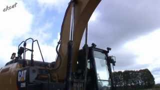 Стажёр на экскаваторе CAT 329EL.