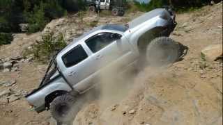 Long travel Tacoma hill climb
