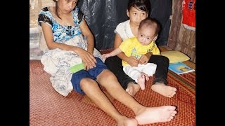 Nghịch cảnh của người mẹ gần như bại liệt đặt tên 2 con là "Hận" ?