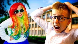 Почему Катя не пошла в школу? Ростя этого не ожидал! // Мы семья