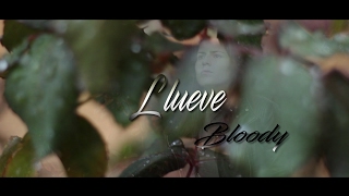 01 Llueve | (Videoclip Oficial)  ESQUIZOLABIA