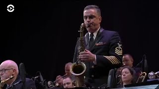Почти сто лет оркестру: как военные моряки США играют джаз