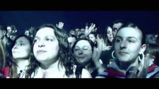 El Barrio - Andalucía - Actuación en directo en el Palacio de Vistalegre de Madrid (OFICIAL)