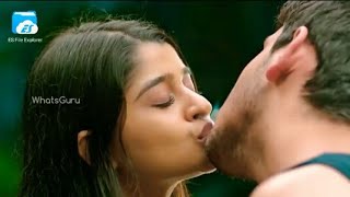 Mujhe apne sahane se thodi se jagah de do | mujhe nind na aane ki koi to wajah de do | romantic kiss