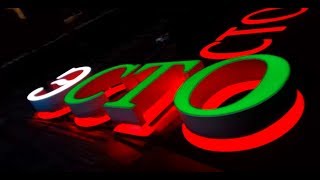 Красивая вывеска для стоматологии с подсветкой контражур