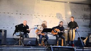 Mestaripiirros (live @ Hämärän kaupan ilta, 27.9.2013)