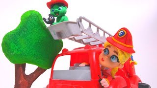 FROZEN ELSA & BABY HULK FIREMAN ❤ Superhero Play Doh Cartoons For Kids