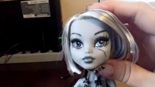 обзор Monster High Френки Штейн Побережье черепа Frankie Stein