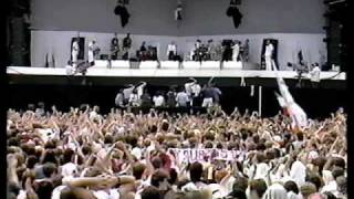 Sade Is It A Crime ? @ Live Aid 85