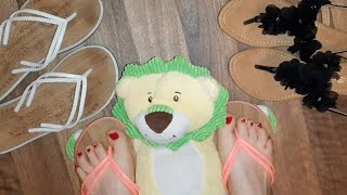 231 - flauschiges Trampling: barfuß, Flip Flops, Sandalen