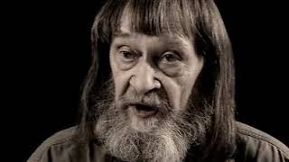 Михаил Ерёмин читает своё стихотворение, и стихотворение Александра Тимофеевского