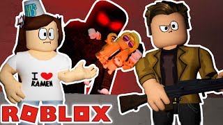 HUNTED BY AN INVISIBLE MONSTER | Roblox The Stalker: Reborn