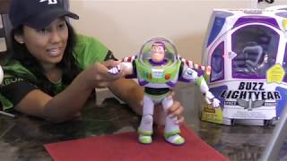 Unboxing Buzz Lightyear Action Figure - Signature Edition by Thinkway Toys