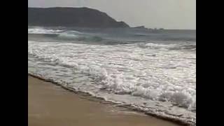 Mar, arena fina, montaña ...El Haouaria (Tunez)- 16 de Junio de 2016-  07: 34: 46