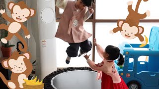 Five Little Monkeys Jumping On The Bed| Kids Songs by Fun with Jiho and Elia Nursery Rhyme for Kids