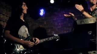 artik music 16 year old kid play with the david bowie tribute band