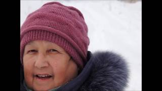 Оригинальная шапка в простом исполнении  Как легко вязать шапку.