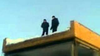Теньгушево . Прыжок с крыши аэеродрома.