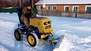 Минитрактор самодельный, уборка снега 8 марта