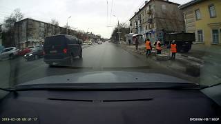 Рено Логан и микроавтобус с818сх62