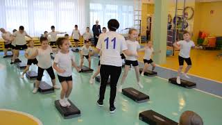 степ аэробика для детей в Тындинской Белоснежке