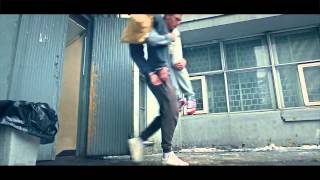 ДО 18 Feat. Kerry Force - За Жи Во (Official Video)
