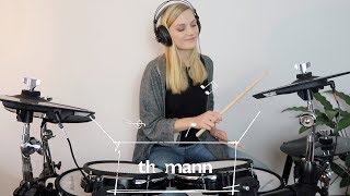 I TRIED TO LEARN THE DRUMS IN 7 DAYS ?  I THING INSIDE THE BOX